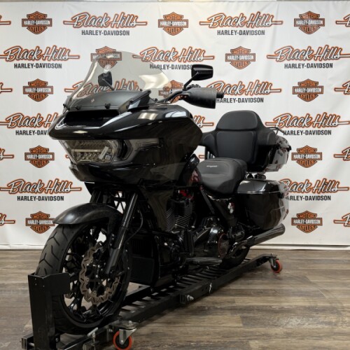 FLTRXSTSE 2024 CVO™ Road Glide® ST thumb 2