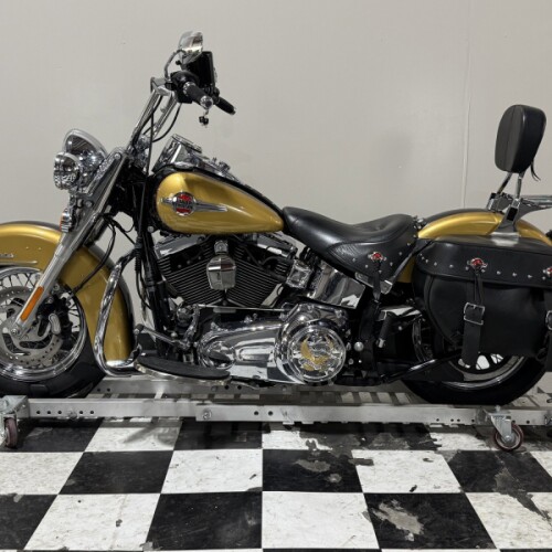 FLSTC 2017 Heritage Softail® Classic thumb 0