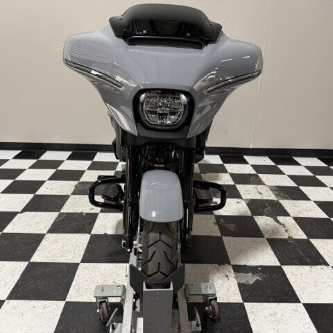 FLHX 2026 Street Glide® thumb 2