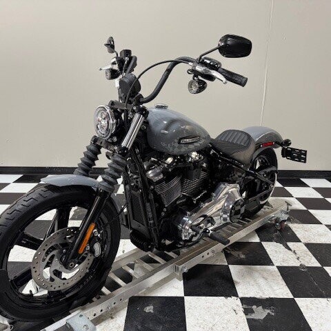 FXBB 2026 Street Bob® thumb 1