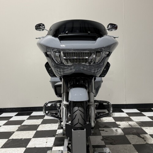 FLTRX 2026 Road Glide® thumb 2