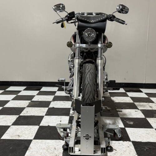 FXDC 2009 Super Glide® Custom thumb 2