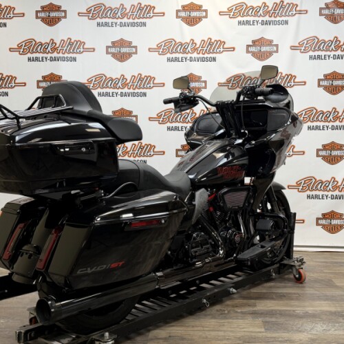 FLTRXSTSE 2024 CVO™ Road Glide® ST thumb 2
