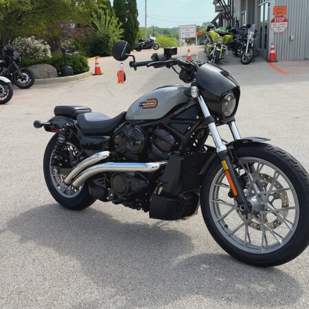 2025 Harley-Davidson® Nightster® Special Billiard Gray thumb 3