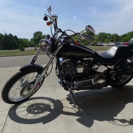 2007 Harley-Davidson® Softail Deuce Black Cherry thumb 2