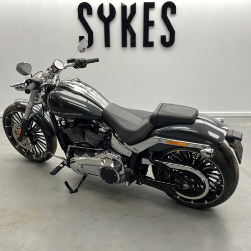 NEW 2026 Harley-Davidson FXBR Softail Breakout 117 in Iron Horse Metallic  thumb 0