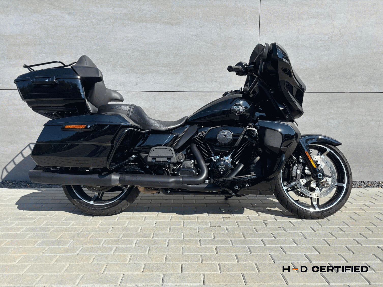 FLHX 2025 Street Glide™