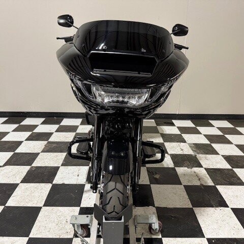FLTRX 2026 Road Glide® thumb 3