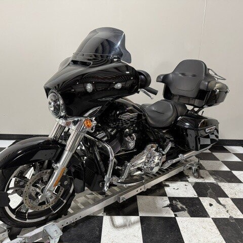 FLHX 2023 Street Glide® thumb 1