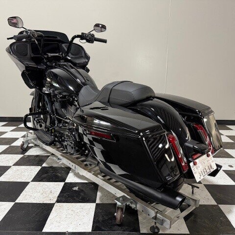 FLTRX 2026 Road Glide® thumb 0
