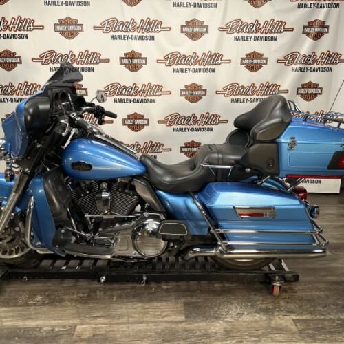 FLHTCU 2011 Electra Glide® Ultra Classic® thumb 2