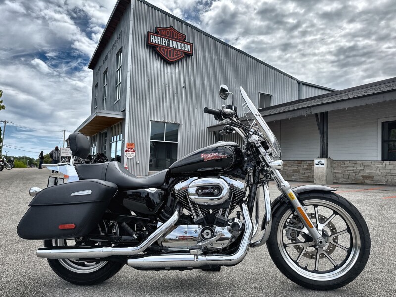 2017 Harley-Davidson® SuperLow® 1200T Vivid Black