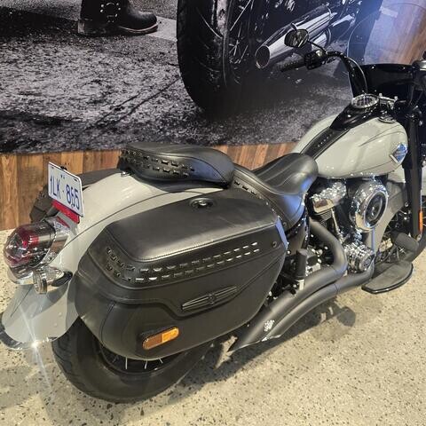 MY25 Harley-Davidson Softail Heritage Classic 117 (FLHC) $36,990 thumb 0