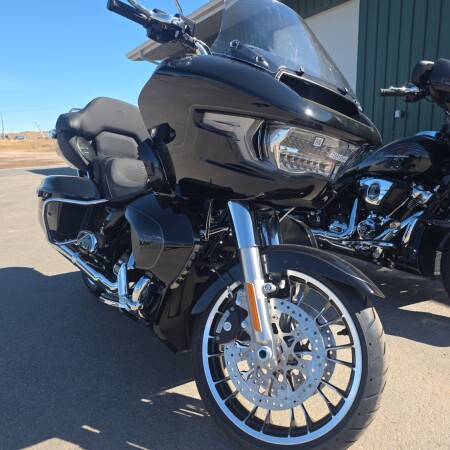 FLTRXL 2026 Road Glide Limited thumb 2