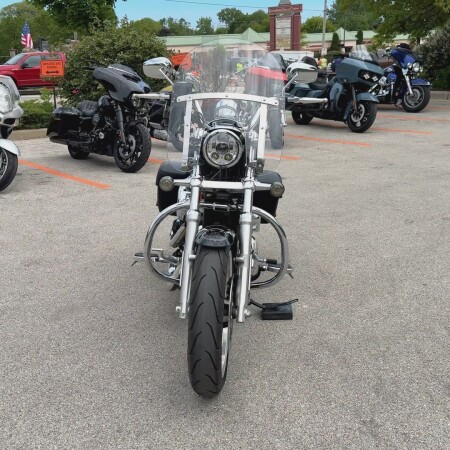 2017 Harley-Davidson® SuperLow® 1200T Vivid Black thumb 2