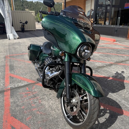 FLHXS 2015 Street Glide® Special thumb 2
