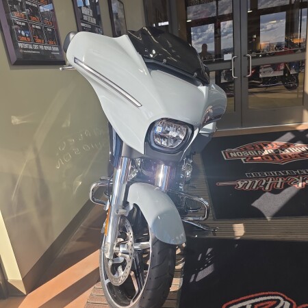 FLHX 2026 Street Glide® thumb 3