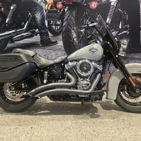 MY25 Harley-Davidson Softail Heritage Classic 117 (FLHC) $36,990 thumb 1