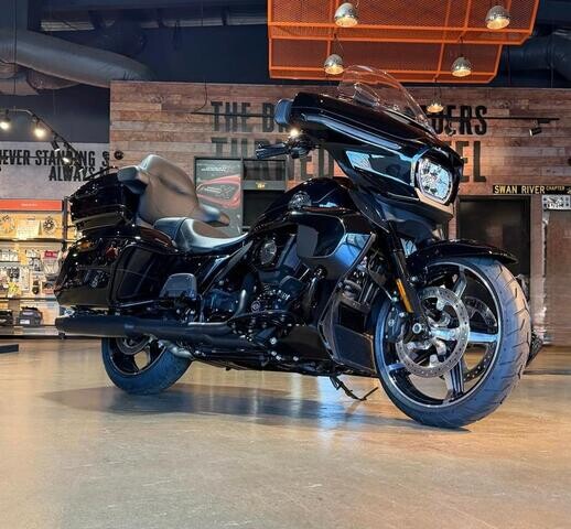 MY25 Harley-Davidson Touring Street Glide Ultra 117 w/ABS Cruise (FLHXU) $46,970