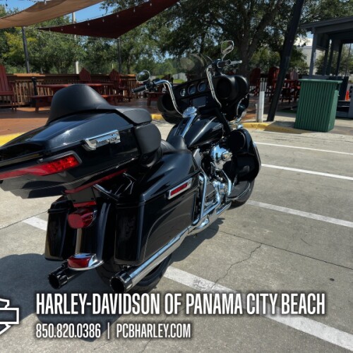 2015 Harley-Davidson® Electra Glide® Ultra Classic™ thumb 3