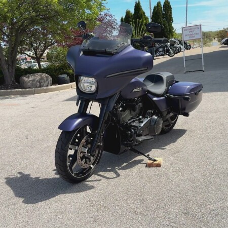 2025 Harley-Davidson® Street Glide® Purple Abyss Denim - Black Finish thumb 1