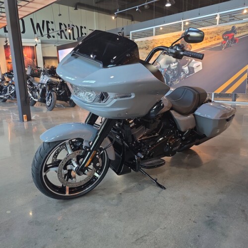 FLTRX 2026 Road Glide® thumb 1
