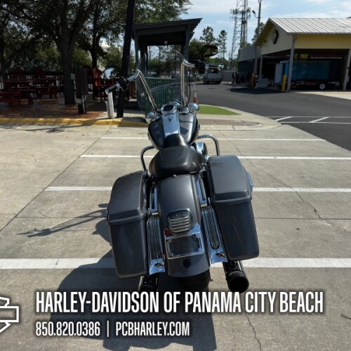 2022 Harley-Davidson® Road King® thumb 2
