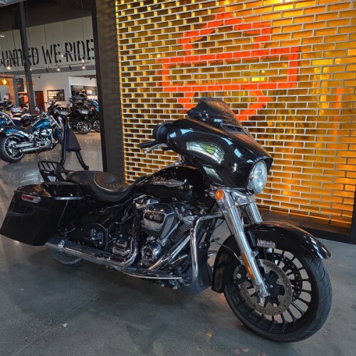 FLHX 2021 Street Glide® thumb 3