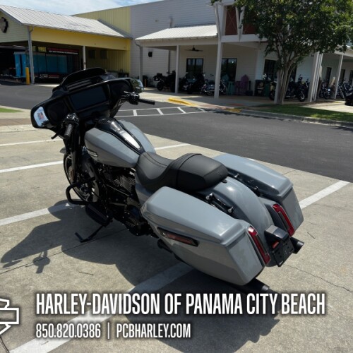 2026 Harley-Davidson® Street Glide® thumb 0