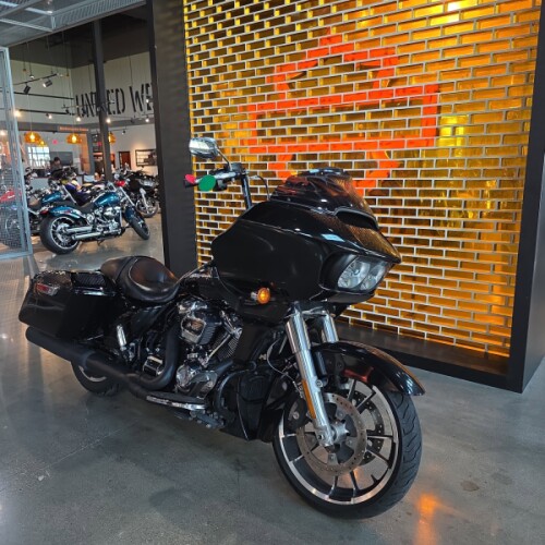 FLTRX 2020 Road Glide® thumb 3