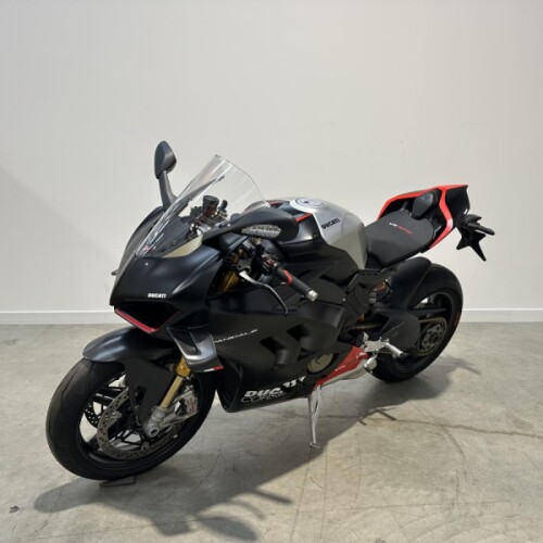 2023 Ducati Panigale V4 SP2 in Winter Test Livery thumb 2