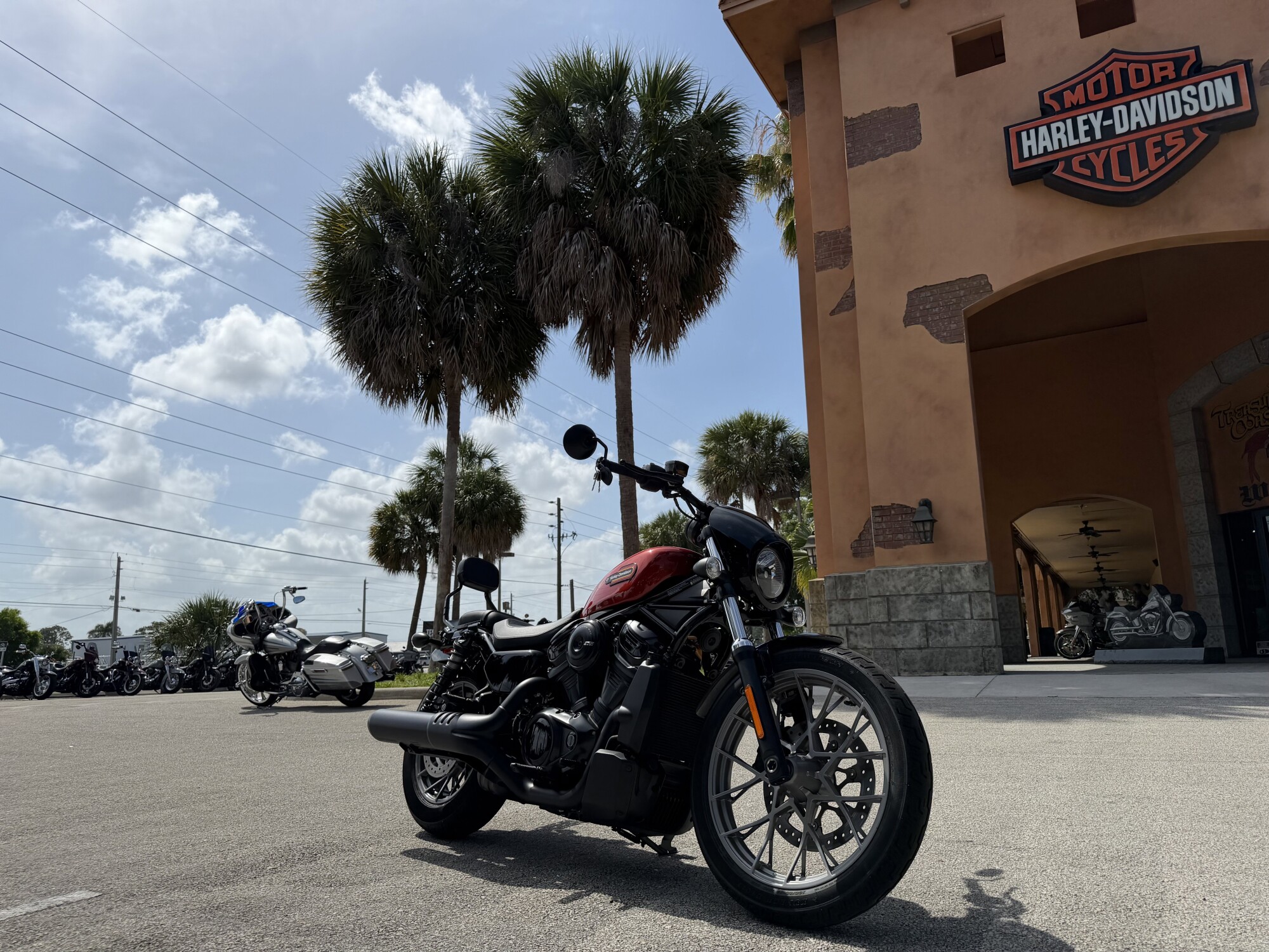 RH975S 2025 Nightster™ Special