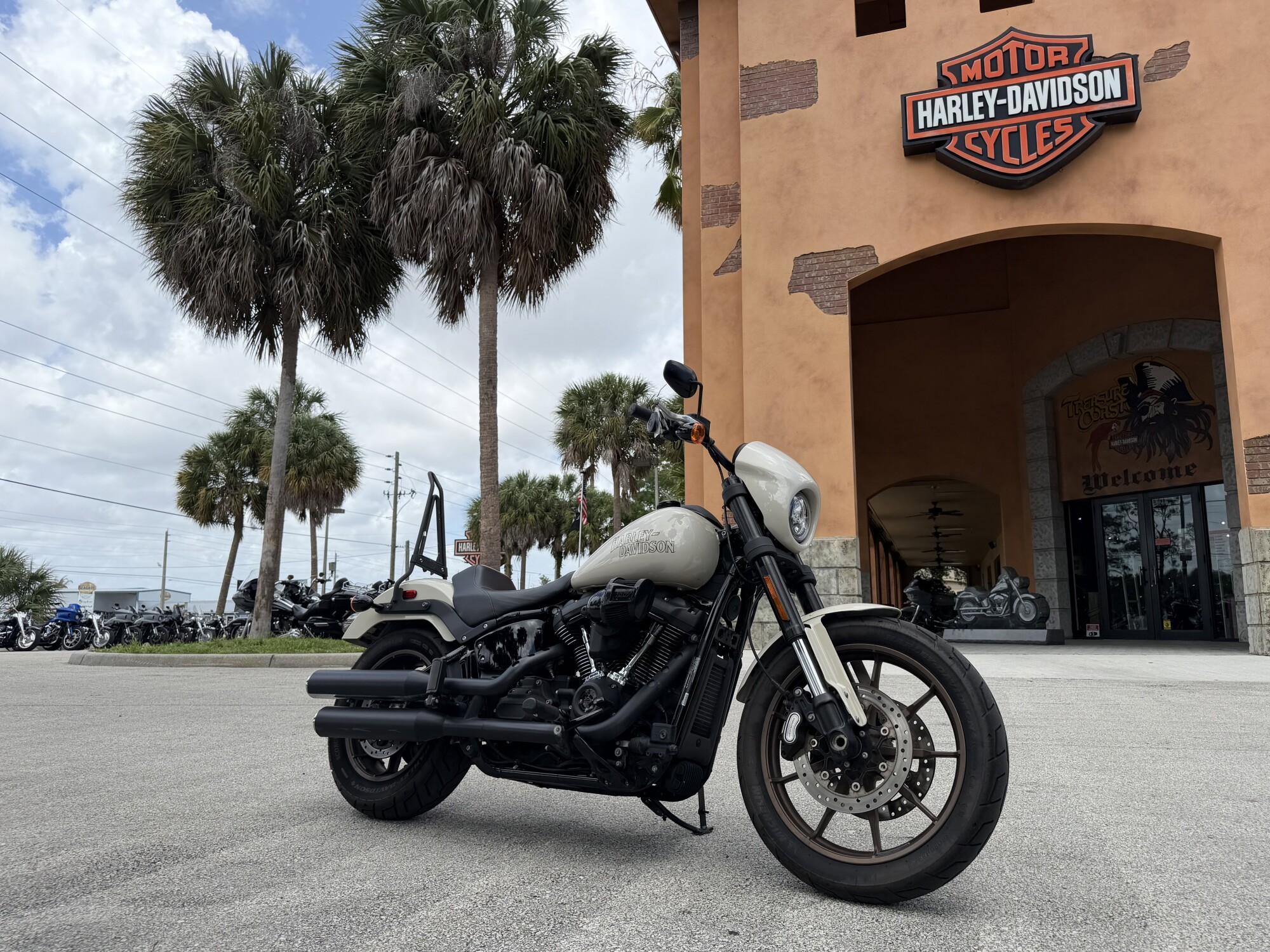 FXLRS 2023 Low Rider® S