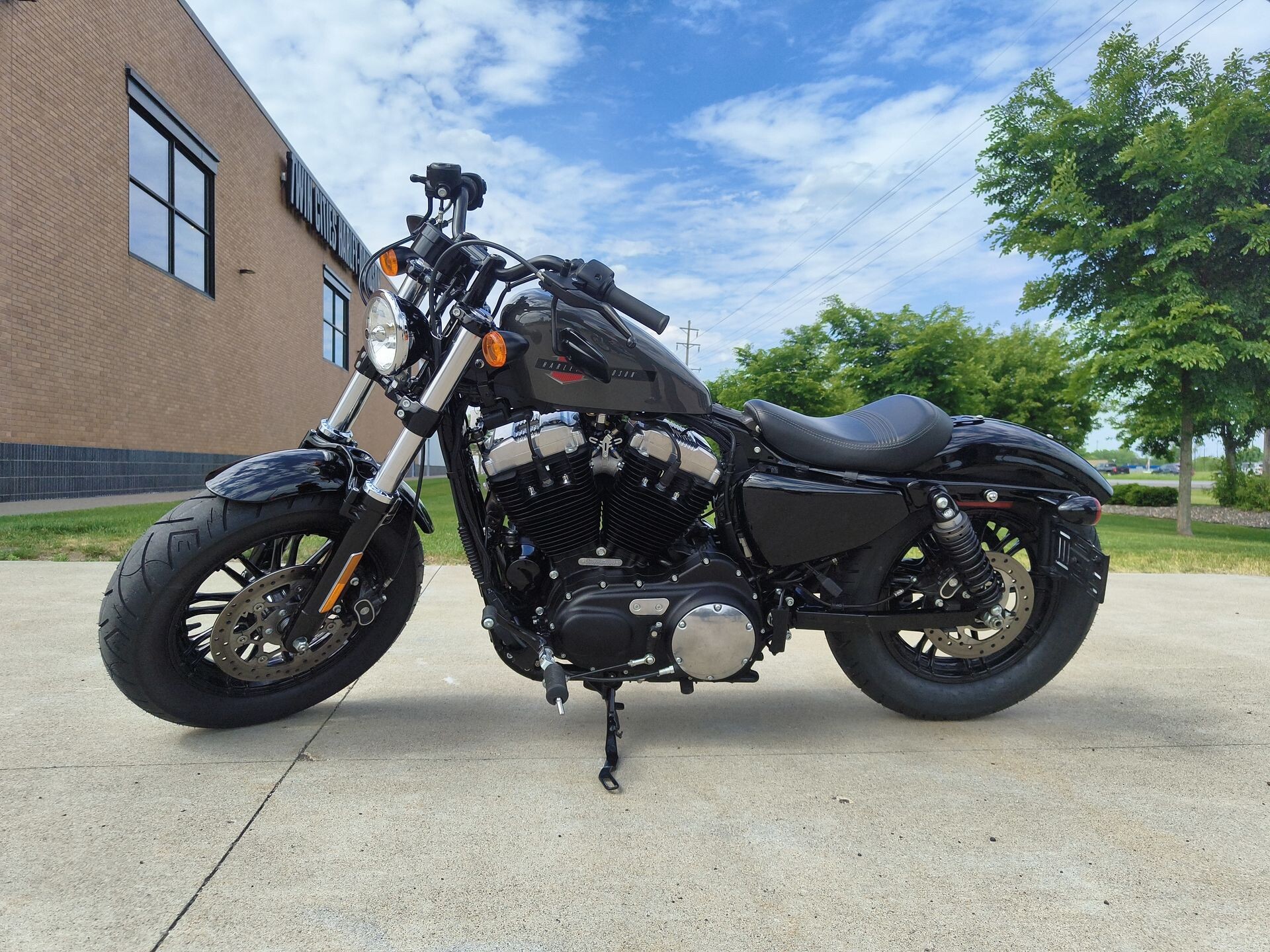 2019 Harley-Davidson® Forty-Eight® Industrial Gray