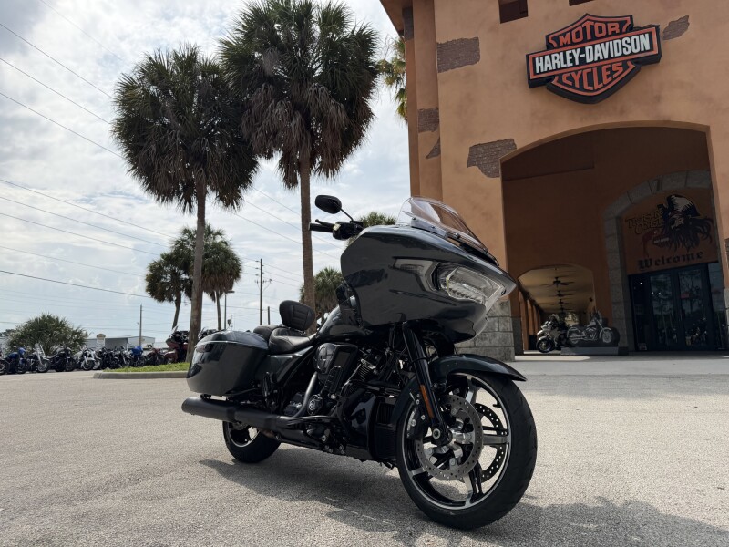 FLTRX 2025 Road Glide™