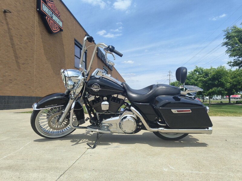 2008 Harley-Davidson® Road King Classic Black