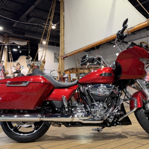 FLTRX 2025 Road Glide™ thumb 3