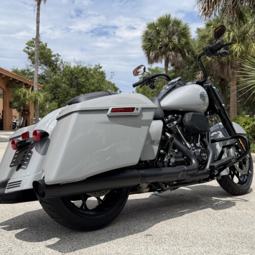 FLHRXS 2025 Road King™ Special thumb 2