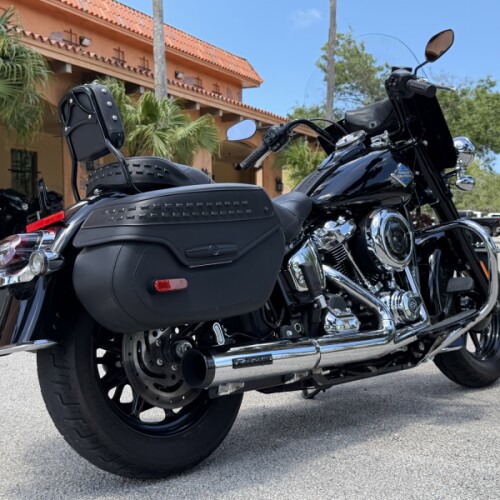 Harley-Davidson® Heritage Classic 2025 thumb 2