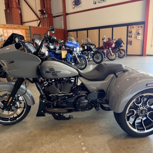 FLTRT 2026 Road Glide 3 thumb 2