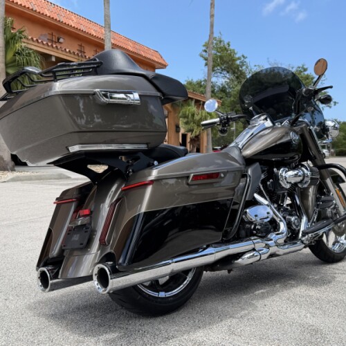 Harley-Davidson® CVO™ Road King® 2014 thumb 2