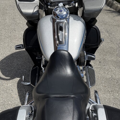 Harley-Davidson® CVO™ Road Glide® Ultra 2016 thumb 0