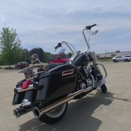 2008 Harley-Davidson® Road King Classic Black thumb 3