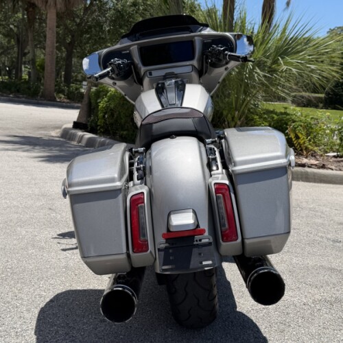 FLHXSE 2023 CVO™ Street Glide® thumb 1