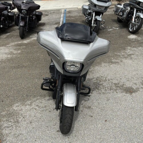 FLHXSE 2023 CVO™ Street Glide® thumb 2