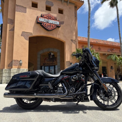 Harley-Davidson® CVO™ Street Glide® 2022 thumb 3