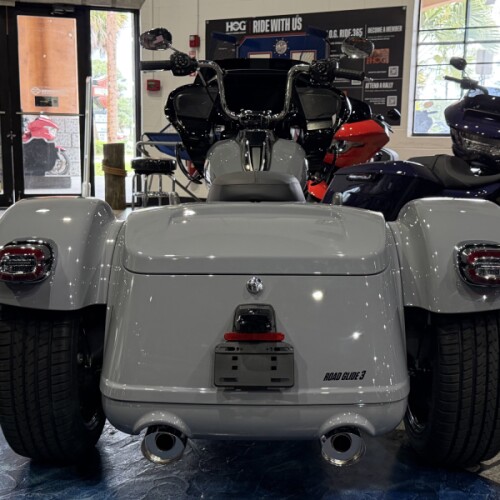 FLTRT 2026 Road Glide 3 thumb 1