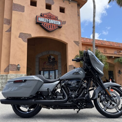 FLHX 2026 Street Glide® thumb 3