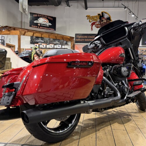 FLHX 2026 Street Glide® thumb 2