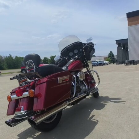 2007 Harley-Davidson® Electra Glide® Classic Real Red Pearl thumb 3